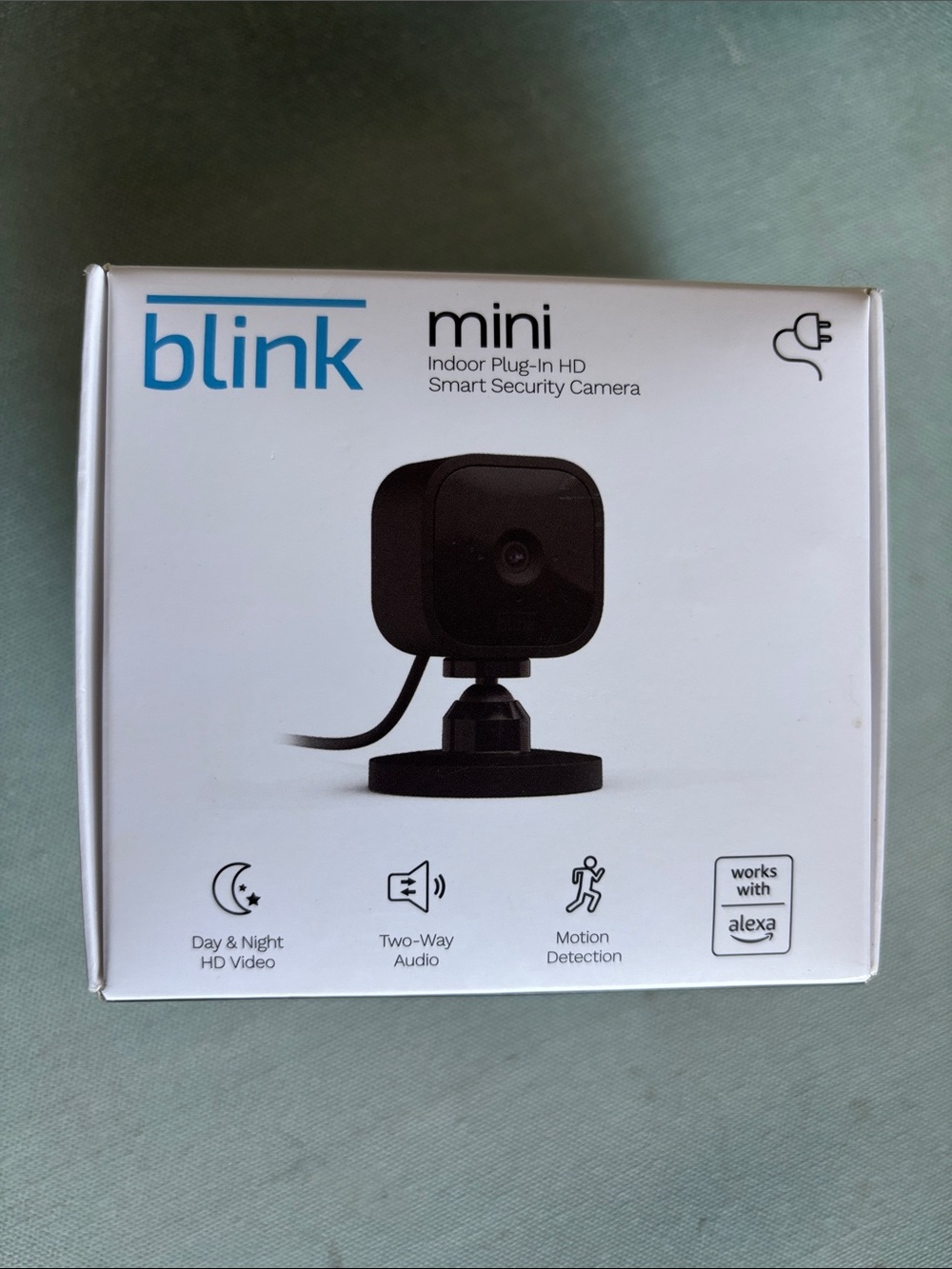 Blink Mini Indoor Plug-In HD Smart Security Camera NEW